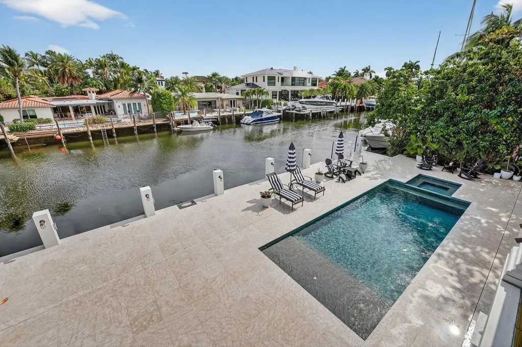 400 Mola Avenue Fort Lauderdale FL 33301