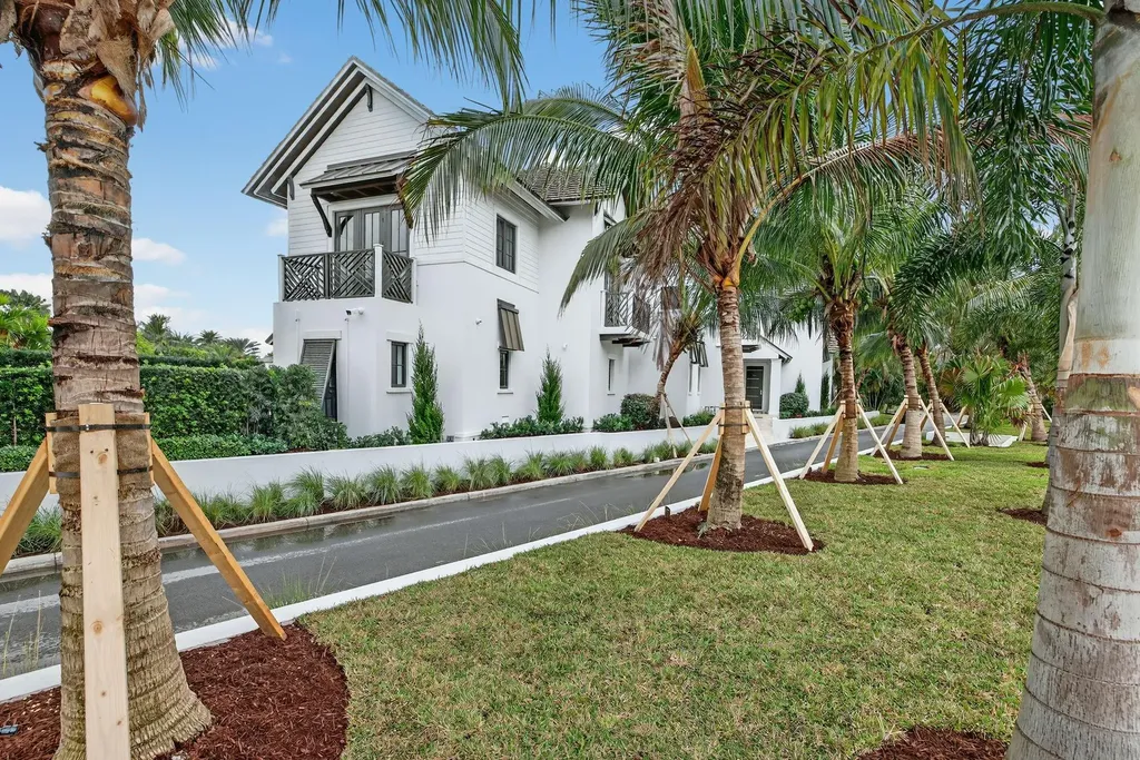 400 Mola Avenue Fort Lauderdale FL 33301