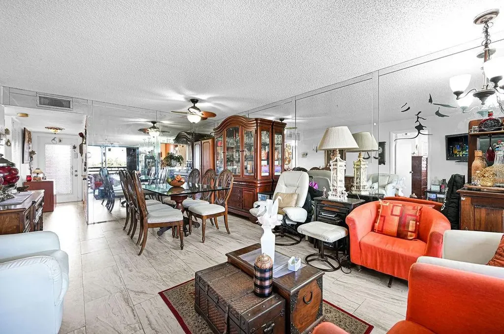 10442 Sunrise Lakes Boulevard Sunrise FL 33322