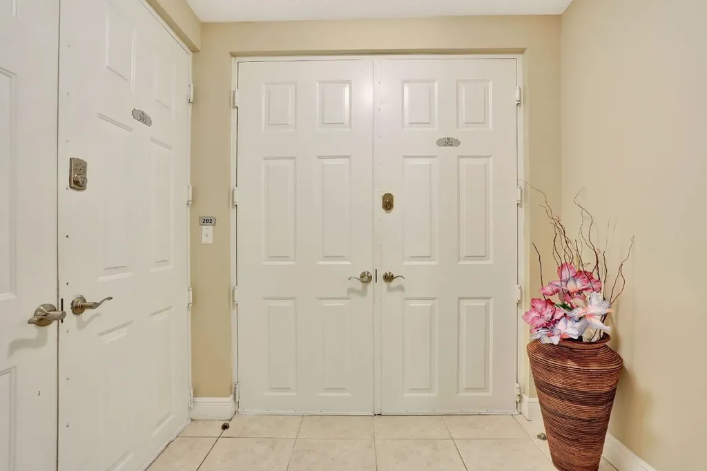 3210 NE 5th Street Pompano Beach FL 33062