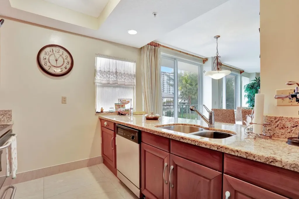3210 NE 5th Street Pompano Beach FL 33062