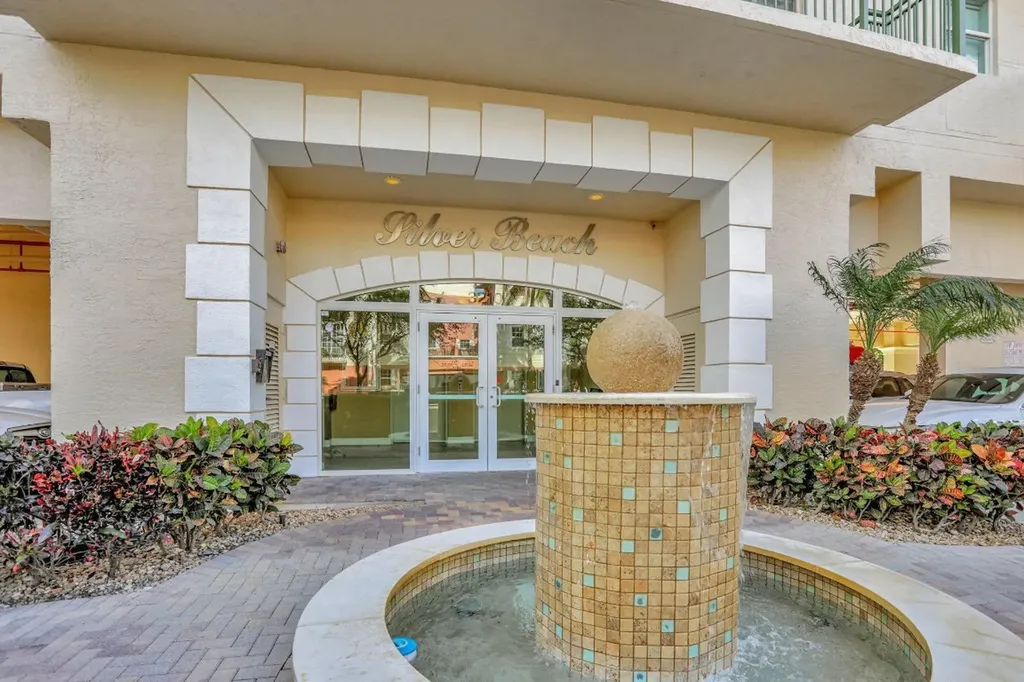 3210 NE 5th Street Pompano Beach FL 33062