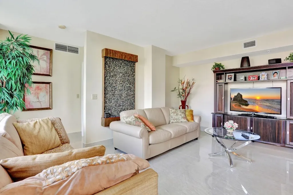 3210 NE 5th Street Pompano Beach FL 33062