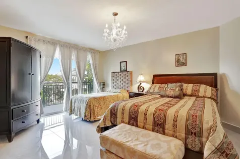 3210 NE 5th Street Pompano Beach FL 33062