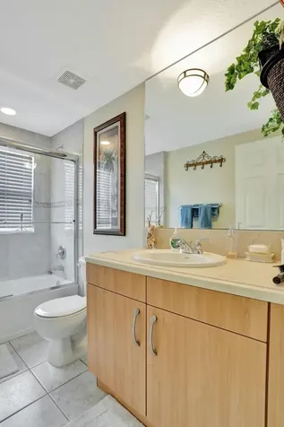 3210 NE 5th Street Pompano Beach FL 33062
