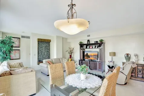 3210 NE 5th Street Pompano Beach FL 33062