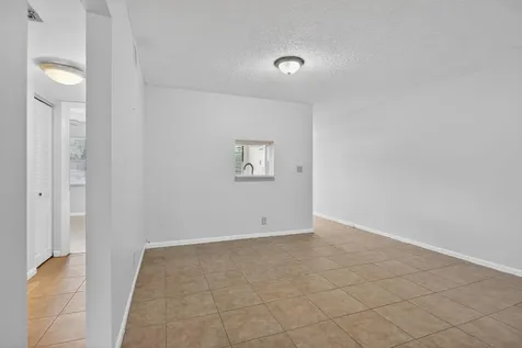 2501 Antigua Terrace Coconut Creek FL 33066