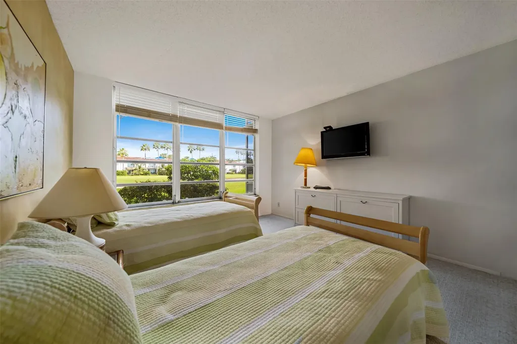 801 Cypress Boulevard Pompano Beach FL 33069