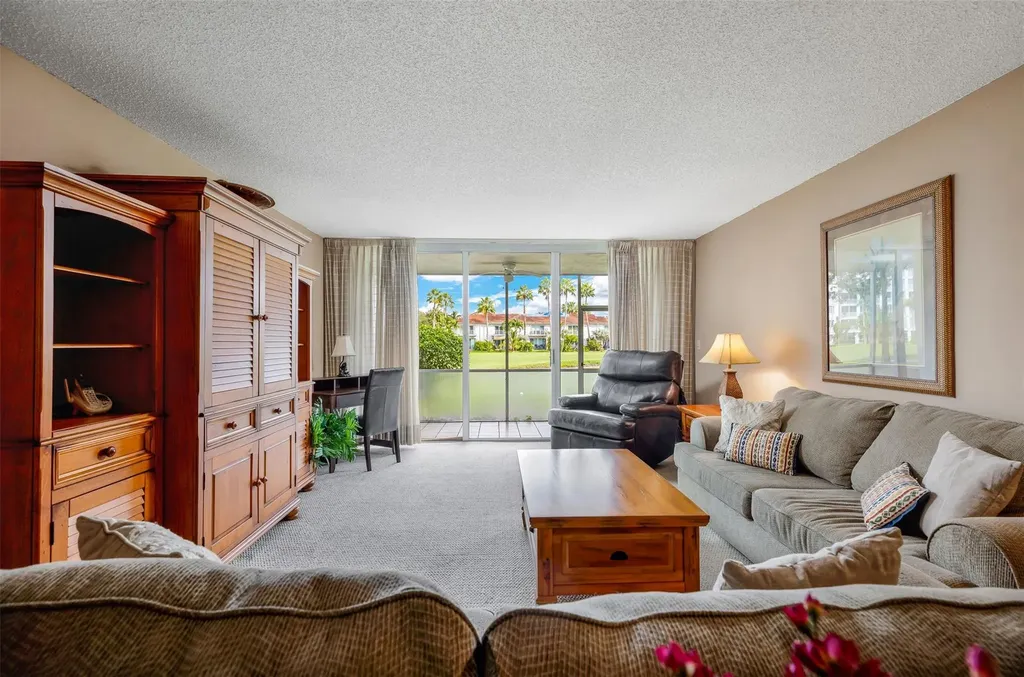 801 Cypress Boulevard Pompano Beach FL 33069