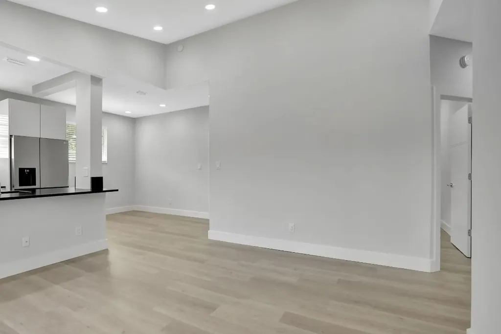 660 Cypress Club Way Deerfield Beach FL 33064