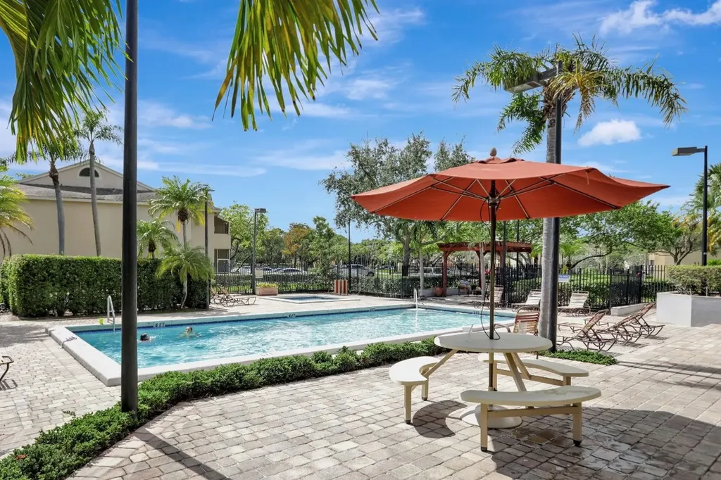 660 Cypress Club Way Deerfield Beach FL 33064