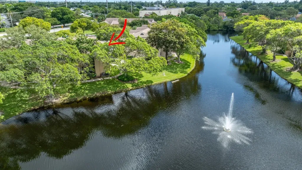 660 Cypress Club Way Deerfield Beach FL 33064