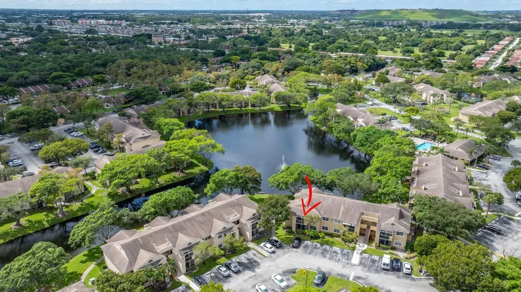 660 Cypress Club Way Deerfield Beach FL 33064