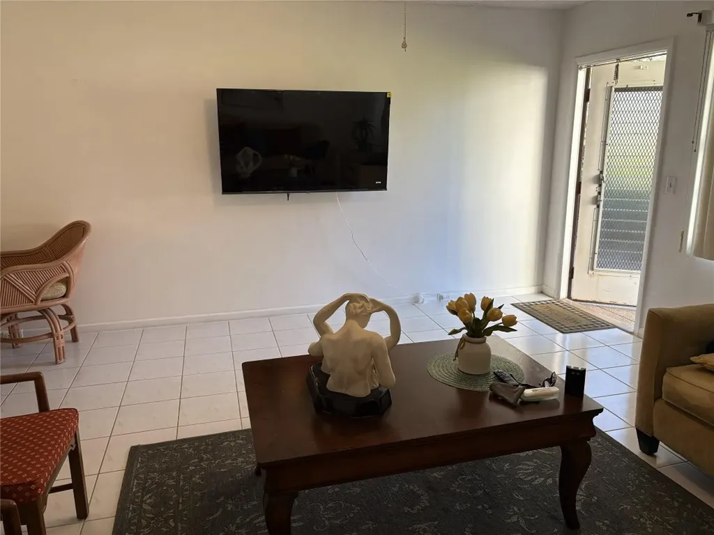 91 Preston C Boca Raton FL 33434