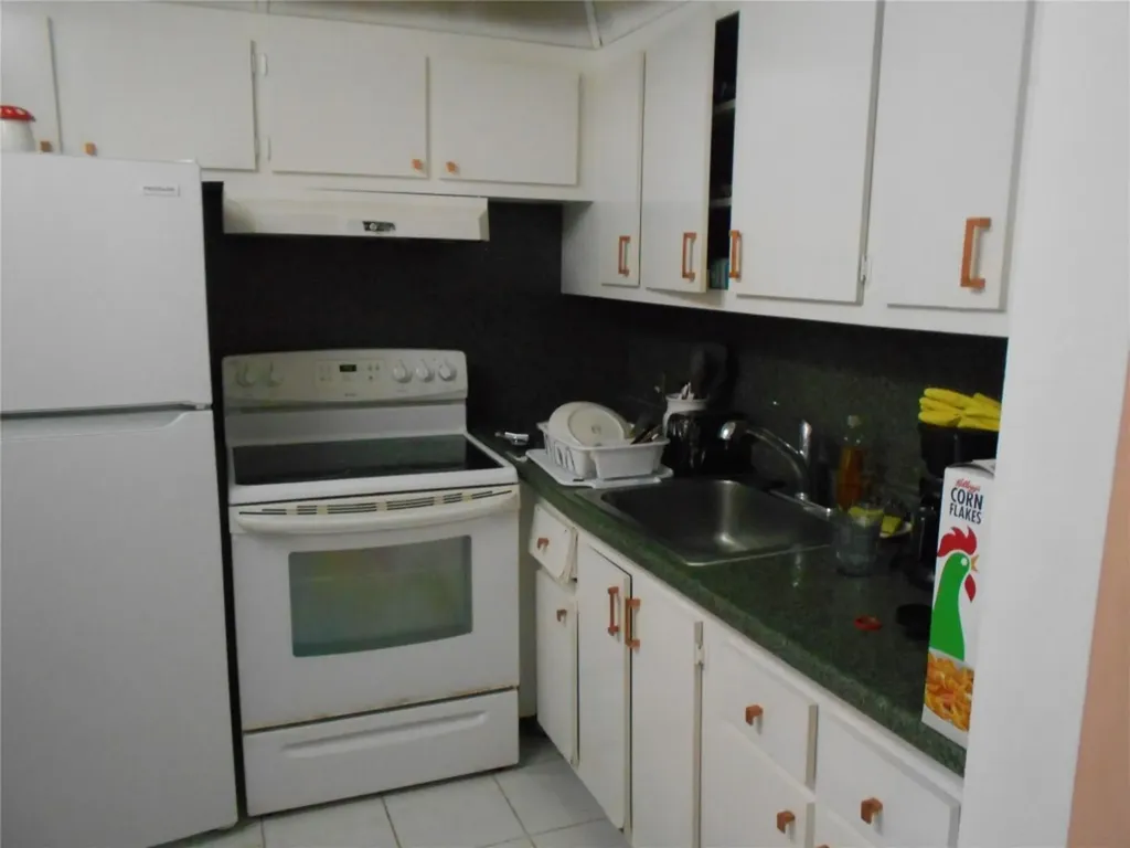 91 Preston C Boca Raton FL 33434