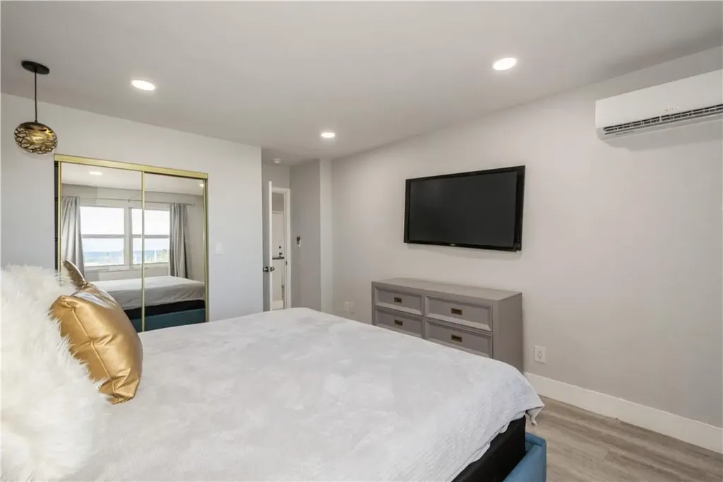 200 S Birch Road Fort Lauderdale FL 33316