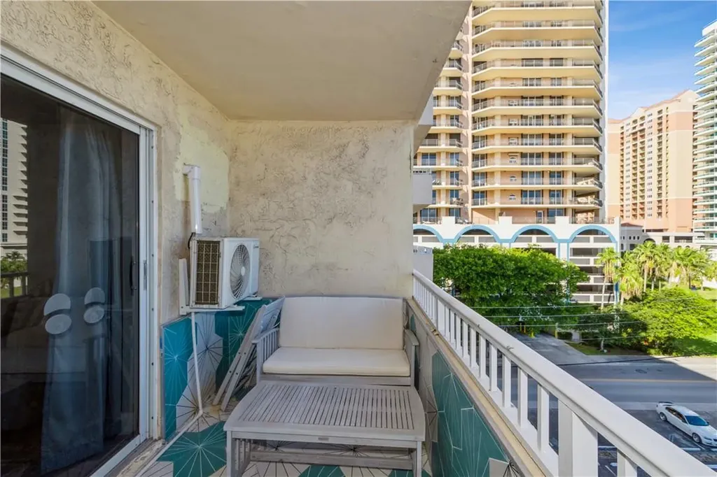 200 S Birch Road Fort Lauderdale FL 33316