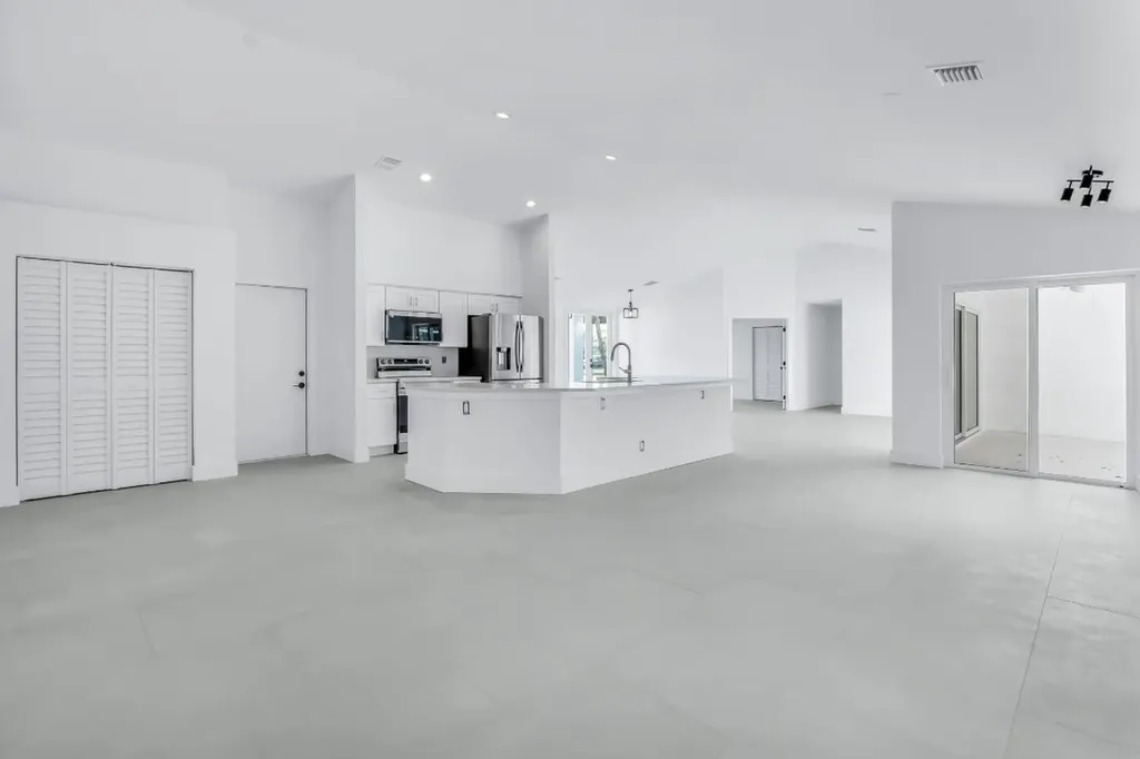 12865 Kingsway Road Wellington FL 33414