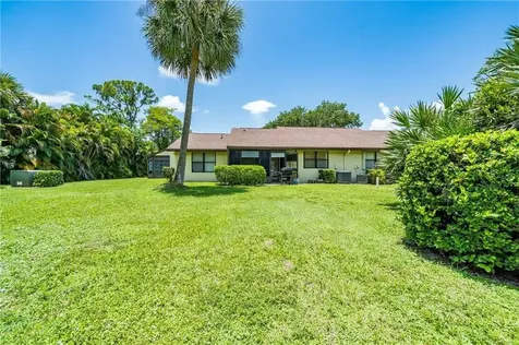 64 Macadamia Court Royal Palm Beach FL 33411