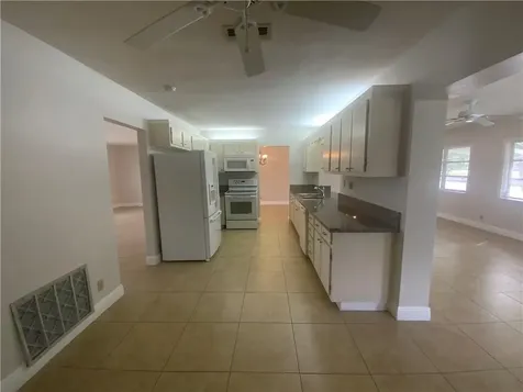 7104 NW 70th Street Tamarac FL 33321
