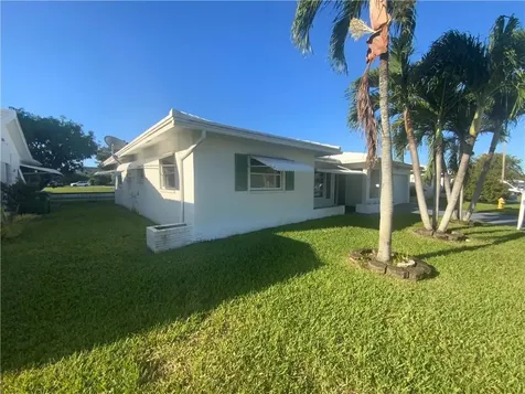 7104 NW 70th Street Tamarac FL 33321