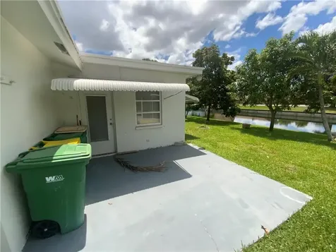 7104 NW 70th Street Tamarac FL 33321