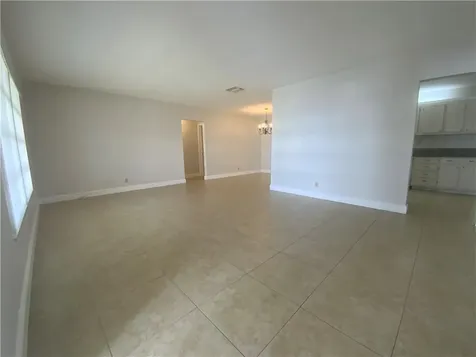 7104 NW 70th Street Tamarac FL 33321