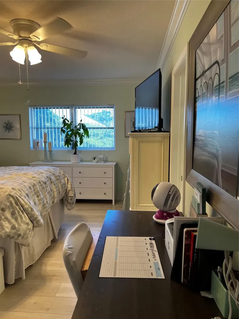 2734 NE 27th Court Lighthouse Point FL 33064