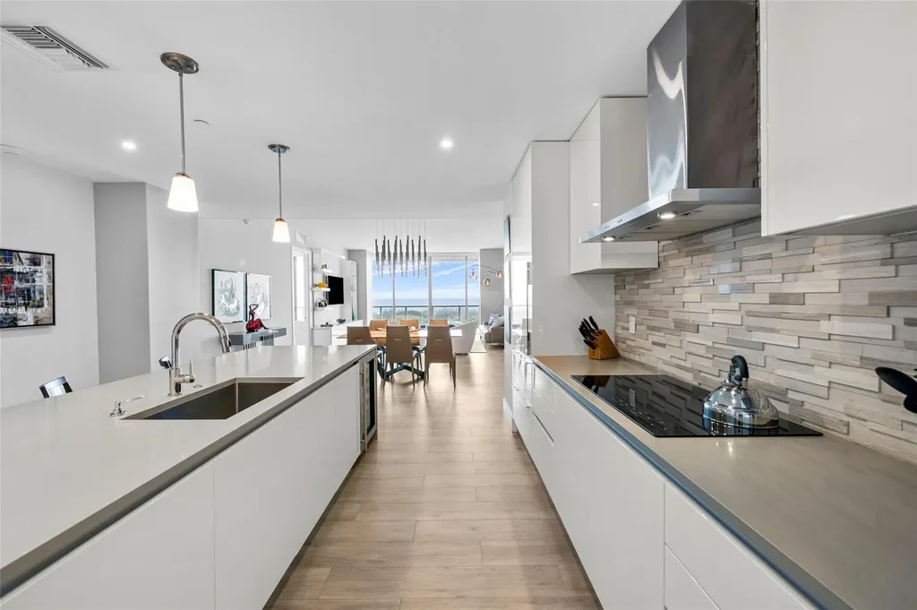 920 Intracoastal Drive Fort Lauderdale FL 33304
