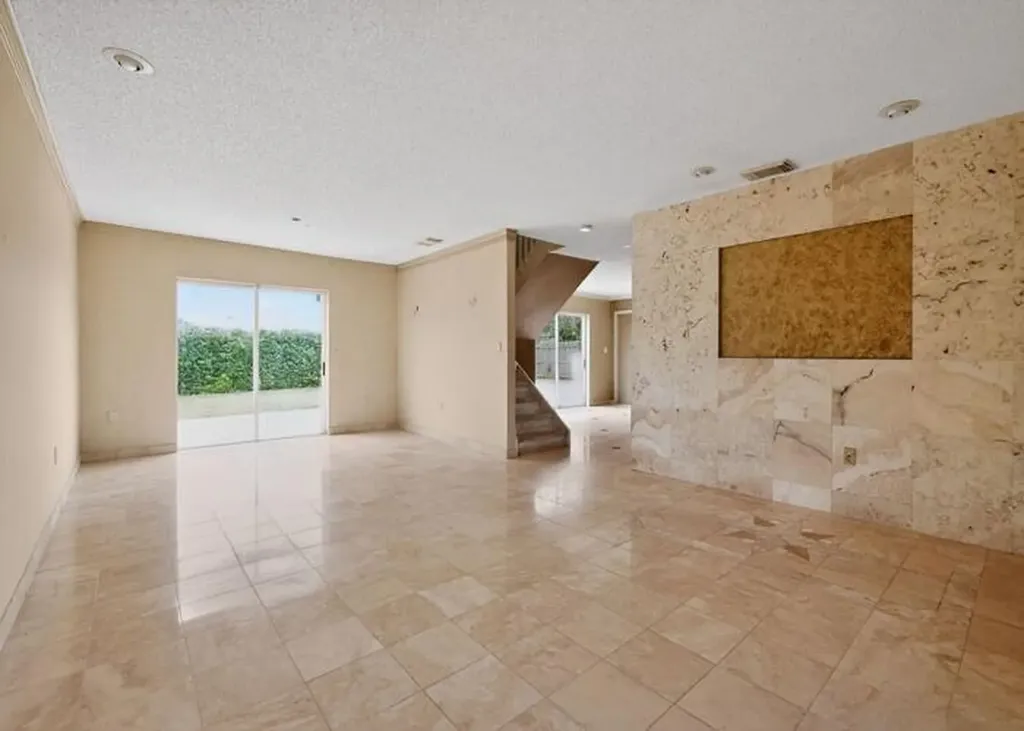 18123 SW 154th Avenue Miami FL 33187