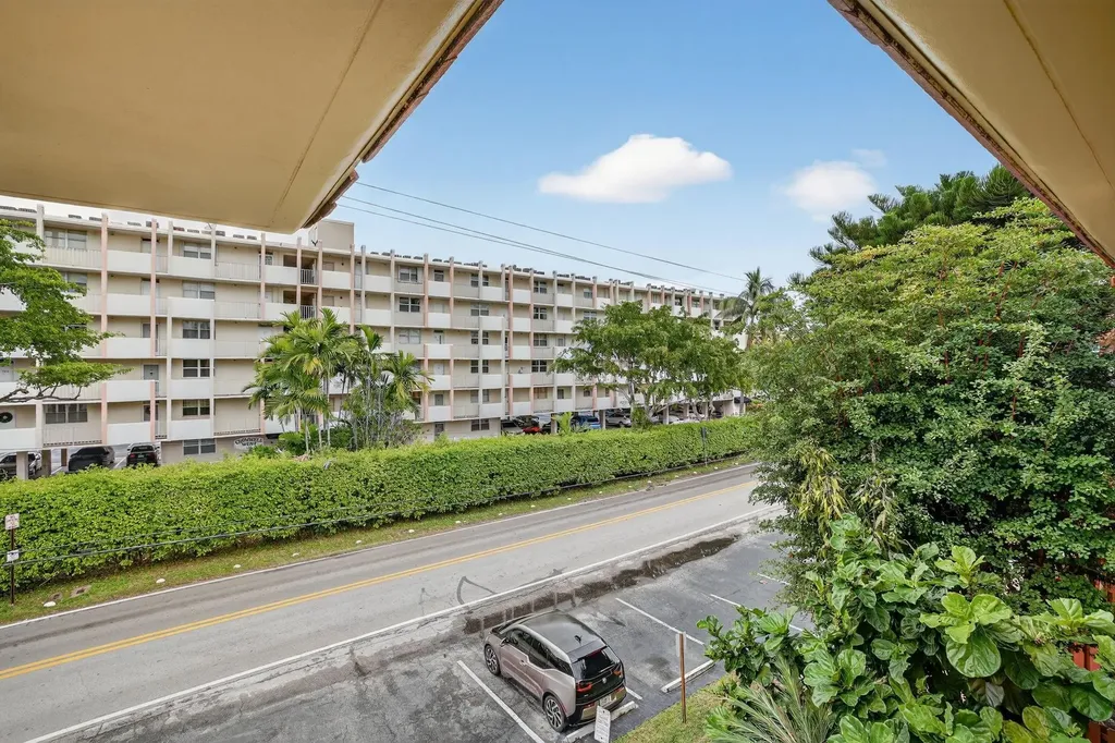 1700 SE 15th Street Fort Lauderdale FL 33316
