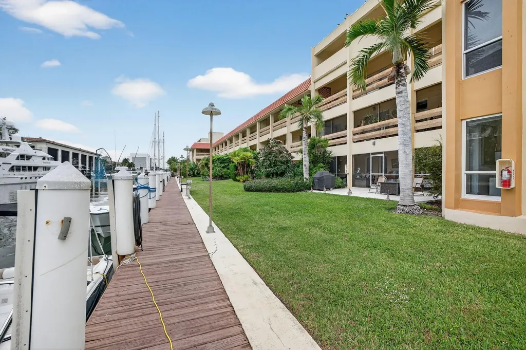 1700 SE 15th Street Fort Lauderdale FL 33316