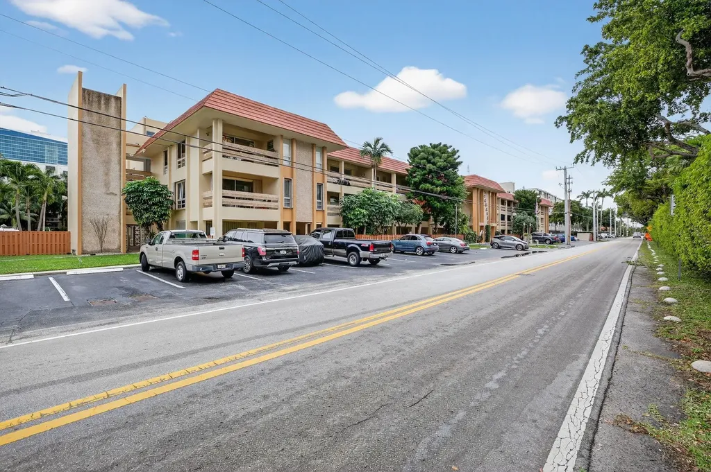 1700 SE 15th Street Fort Lauderdale FL 33316