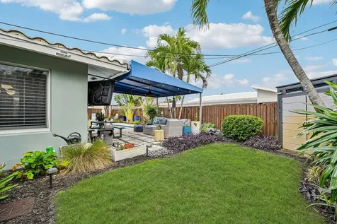 3676 NE 18th Avenue Oakland Park FL 33334