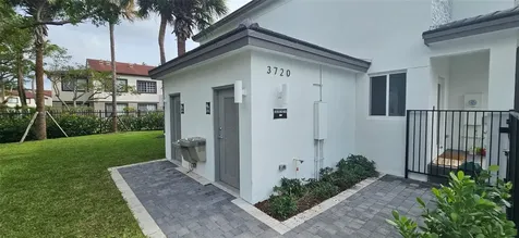 5010 SW 37th Street Pembroke Park FL 33023