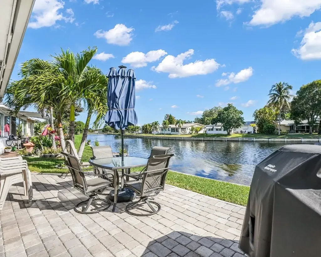 4706 NW 47th Terrace Tamarac FL 33319