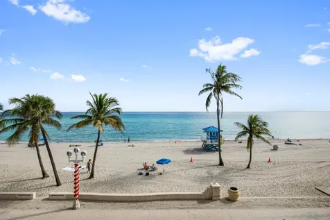 2203 N Surf Road Hollywood FL 33019