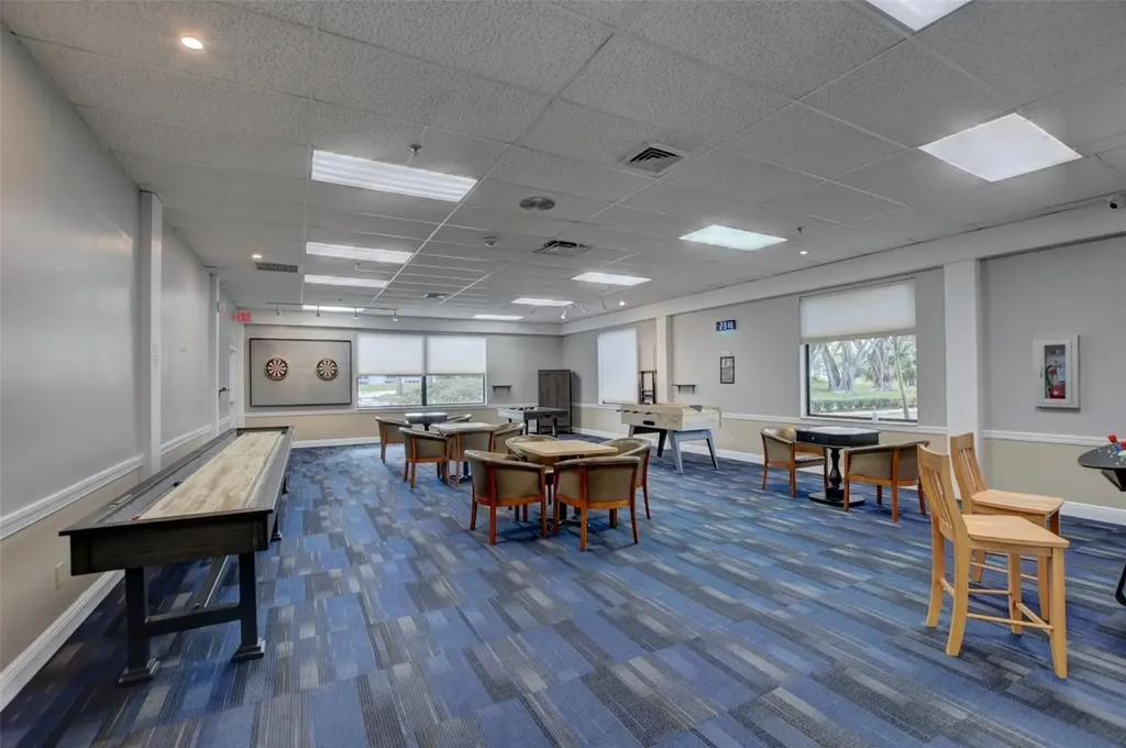 111 Lyndhurst E Deerfield Beach FL 33442