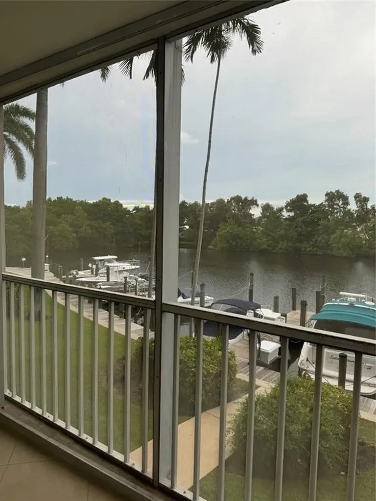 1301 E Hillsboro Boulevard Deerfield Beach FL 33441