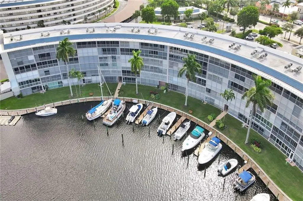 1301 E Hillsboro Boulevard Deerfield Beach FL 33441