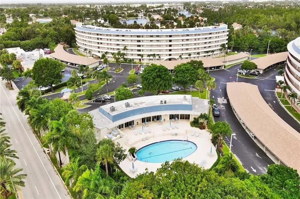 1301 E Hillsboro Boulevard Deerfield Beach FL 33441