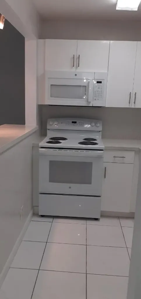 101 SE 6th Avenue Pompano Beach FL 33060