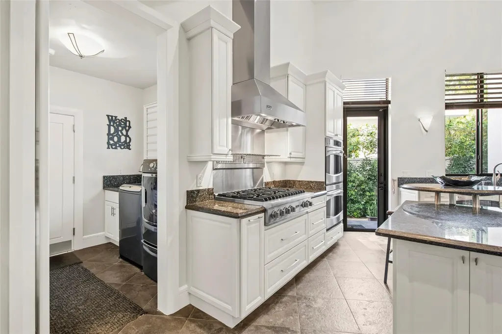 1036 SE 12th Way Fort Lauderdale FL 33316