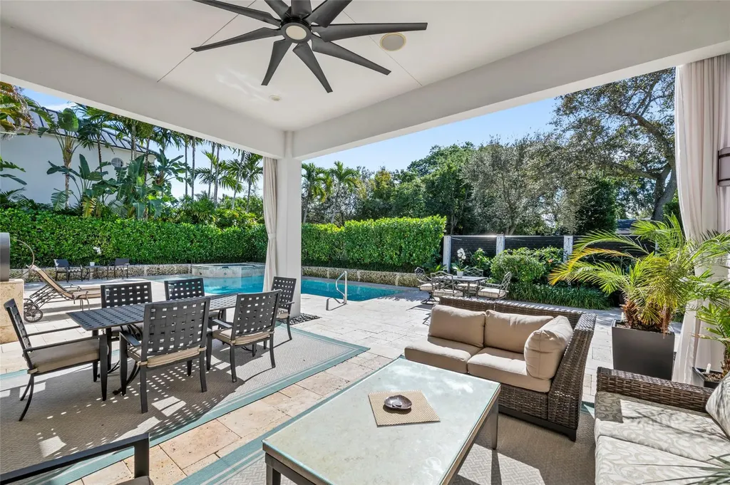 1036 SE 12th Way Fort Lauderdale FL 33316