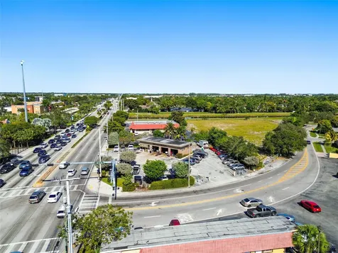 3900 NW 37th Street Lauderdale Lakes FL 33309