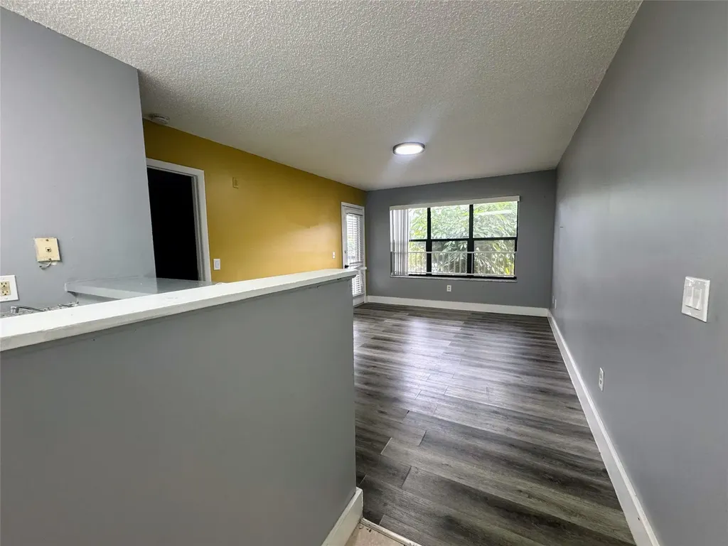4361 W Mcnab Road Pompano Beach FL 33069