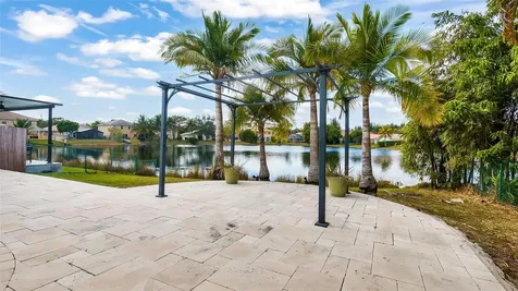 414 SW 205th Avenue Pembroke Pines FL 33029
