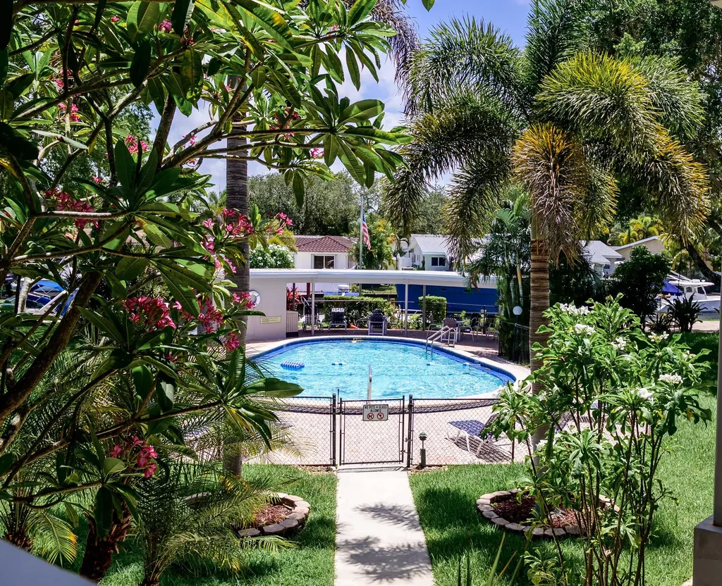 1200 SW 12th Street Fort Lauderdale FL 33315