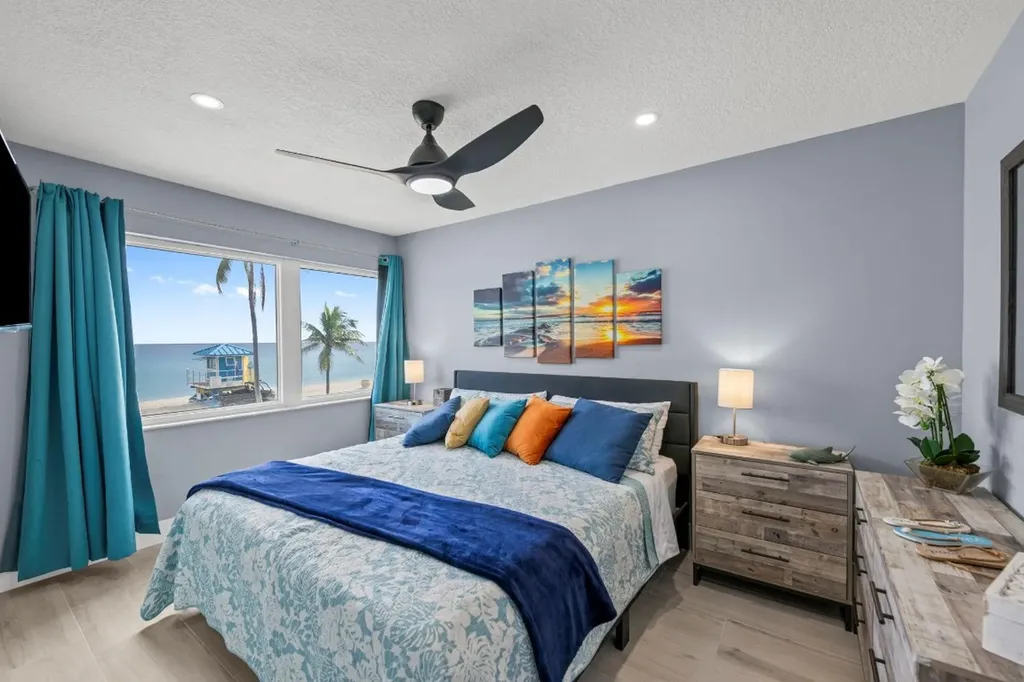 2201 N Surf Road Hollywood FL 33019