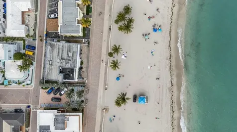 2201 N Surf Road Hollywood FL 33019